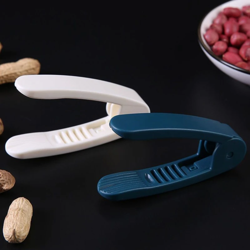 Peanut Sheller Kitchen Plastic Clip Mouth Opener Nut Pistachio Sunflower Seeds Peeler Walnut Plier Clamp