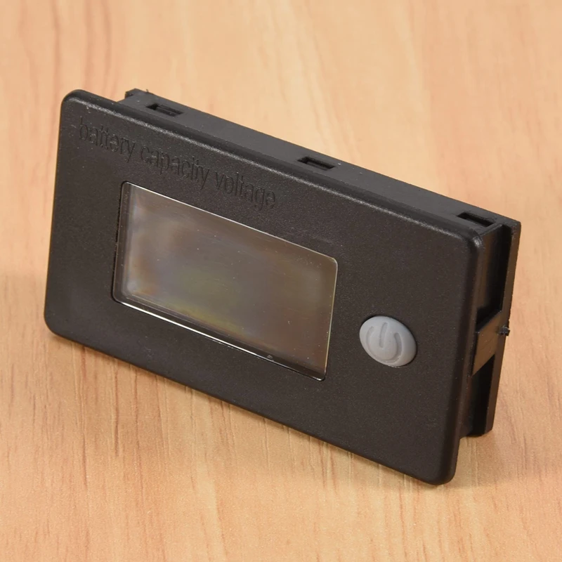 Batterijcapaciteitsmonitor, 10-100V batterijmeter, 12V 24V 48V percentagespanning Fahrenheit temperatuurindicatormeter