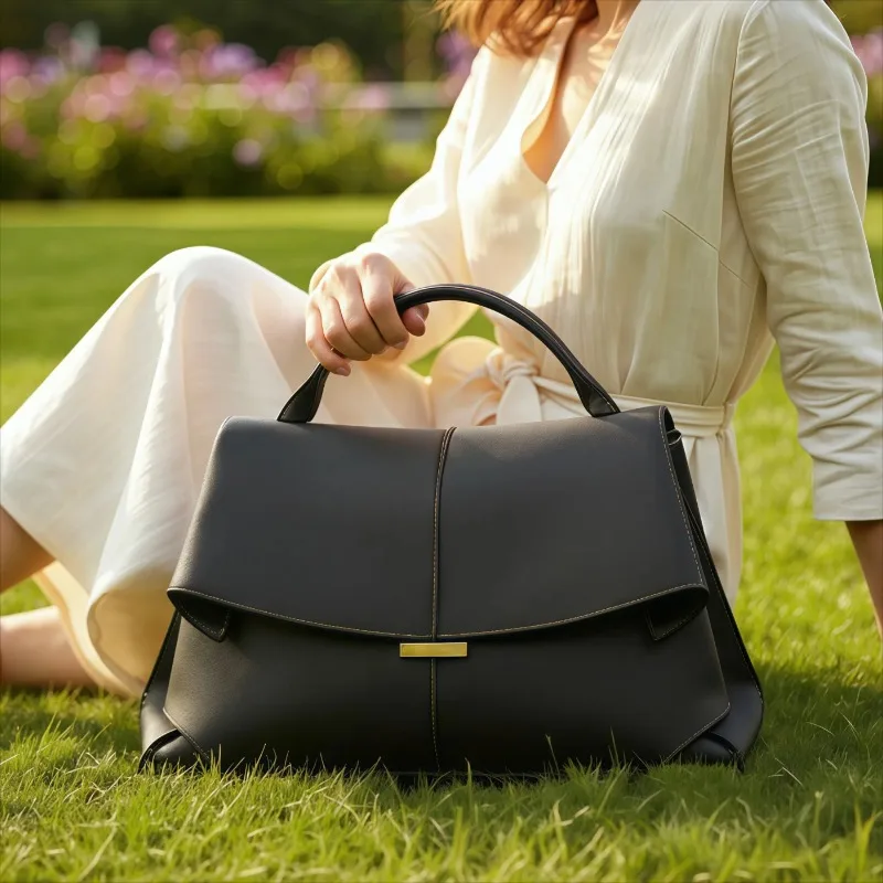 حقيبة يد نسائية جديدة عالية الجودة حقيبة يد جلدية فاخرة الملمس حقيبة كتف عصرية حقيبة سفر متعددة الاستخدامات y2k