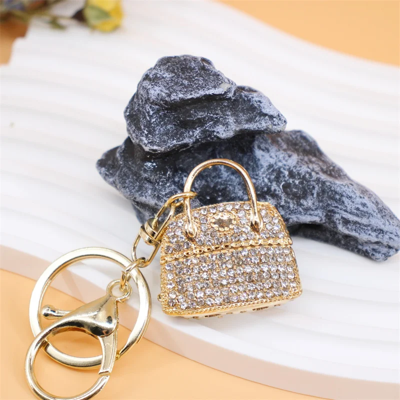 Creative New Mini Bag Full of Crystal Alloy Keychain Exquisite Automobile Hanging Holiday Souvenirs Gift Holder