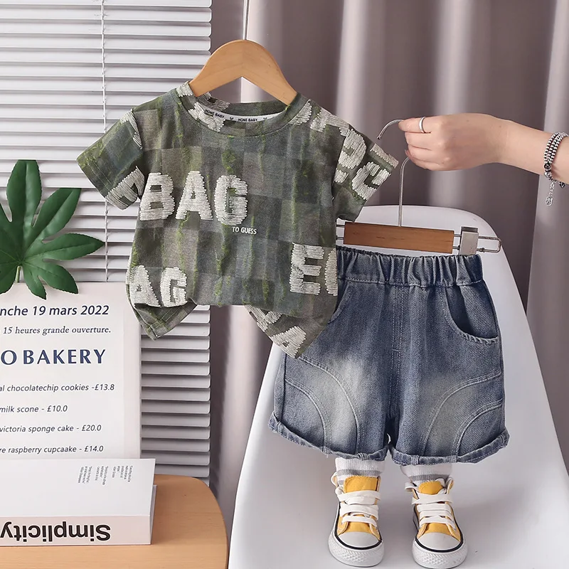 Baby Boys 2pcs Clothing Set, Plaid Letter Print T-shirt & Washed Denim Shorts, Toddler Kids Casual Summer Outfit for Daily Wear