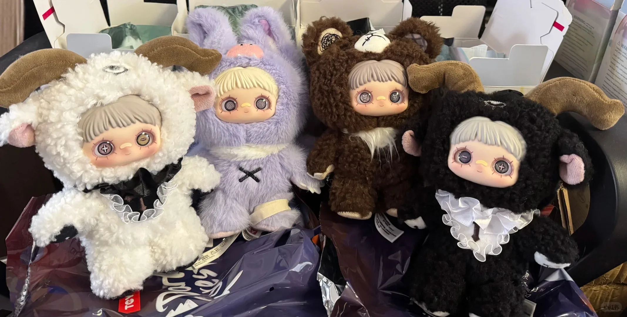 MayMei Donker Bos Mode Spelen Blind Box Schattige Pop Tas Hanger Vrouwelijke Verjaardagscadeau Desktop Decoratie Trendy Collectible Toy