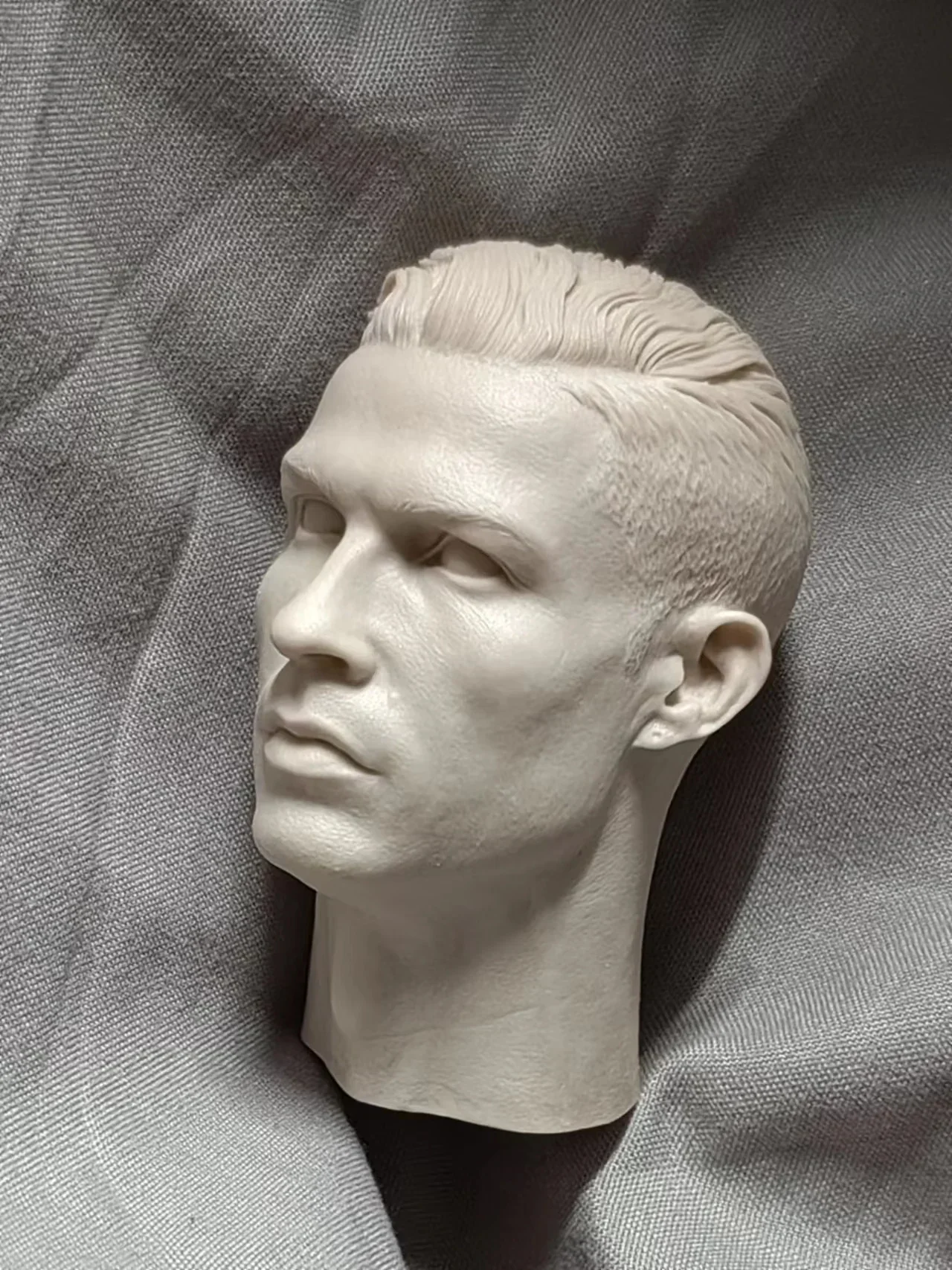 1/6 Die-cast Resin Figure Statue Head Exquisitely Detailed Unpainted Free Shipping ( Ronaldo )