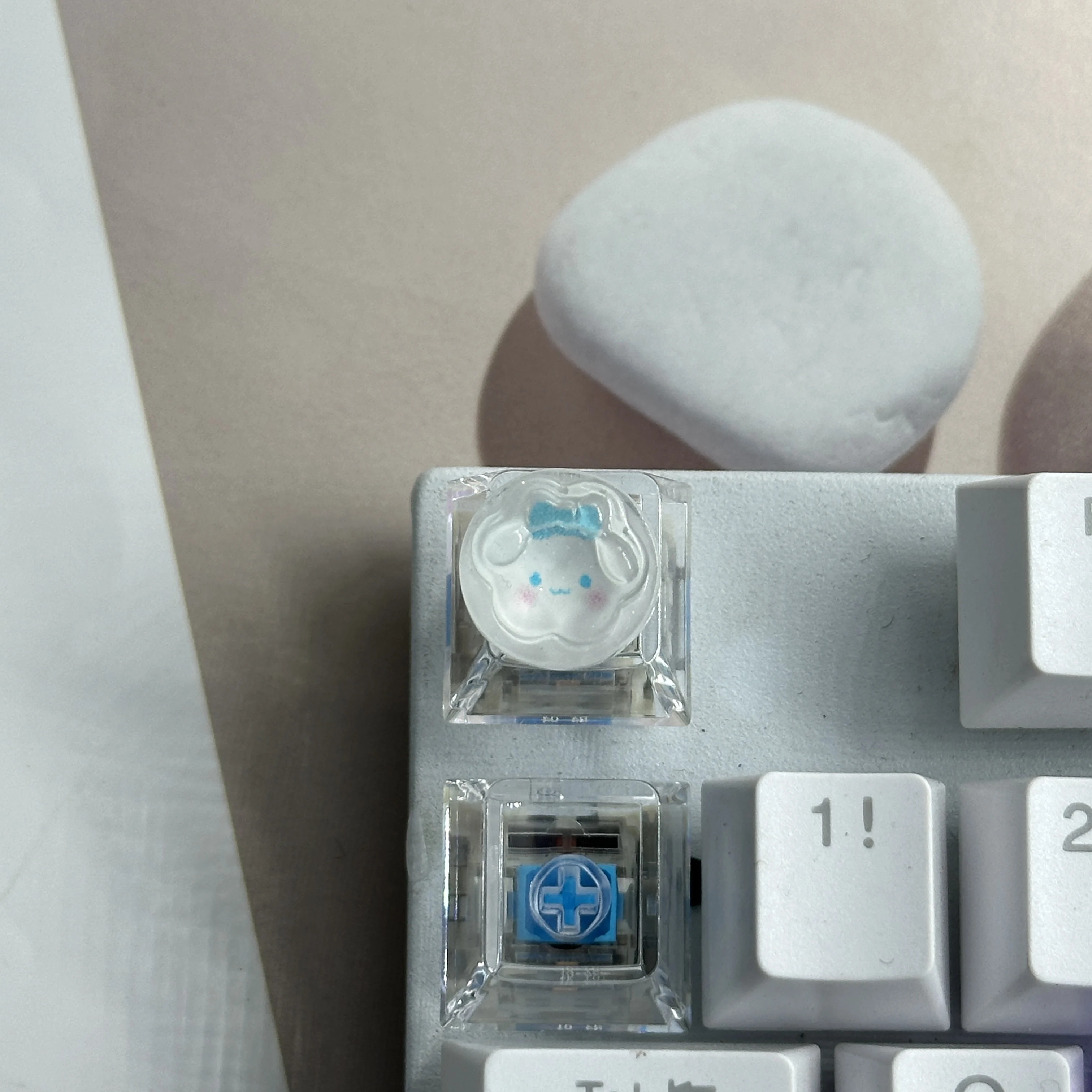 New Cartoon Cute Translucent Cute Cross Axis Mechanical Keyboard Keycaps Female Love Kuromi Customized ESC WASD Keycaps