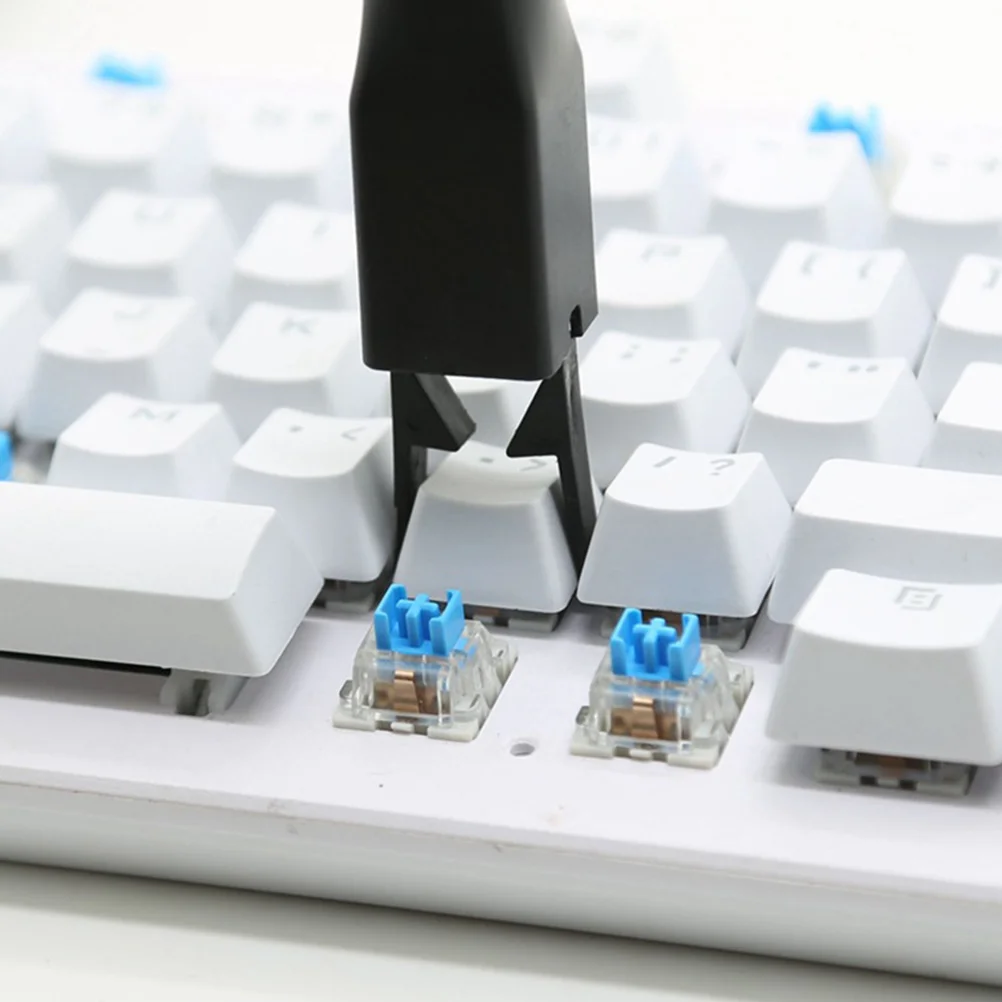 

Plastic Buckle Puller Keyboard Key Remover Tool Mechanical Switch Cleaning Accessory Practical Keycap Removal Tool Gift