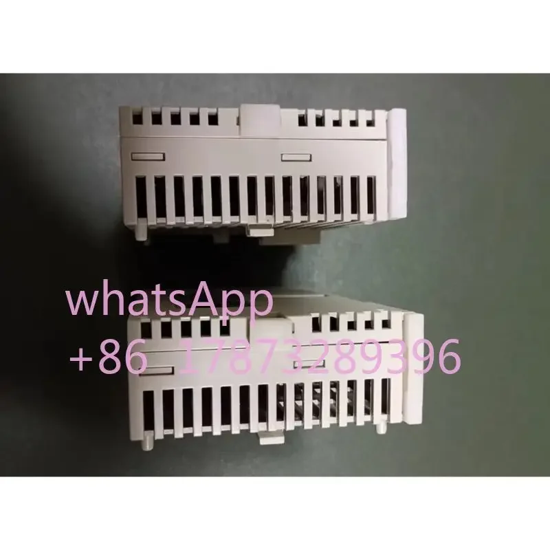 Módulo DVP08SM11N usado probado OK