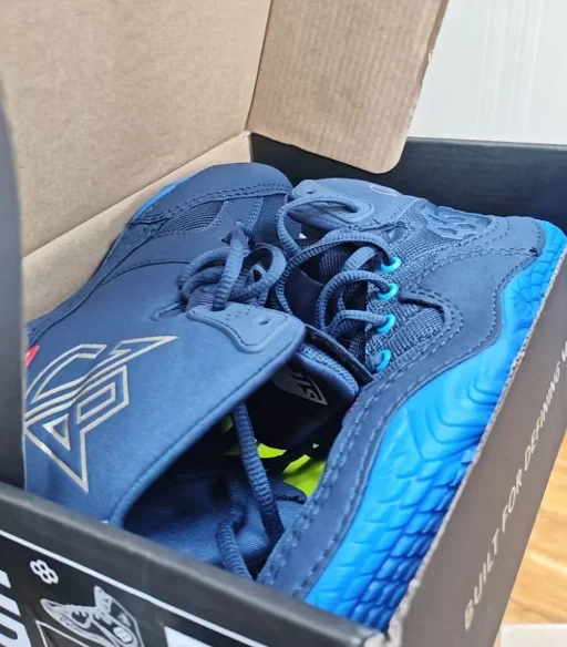 

Professional High Quality Couple Fighting Shoes Luxury Brand Gym Training Shoes Neutral Boxing Shoes Men's Wrestling Shoes