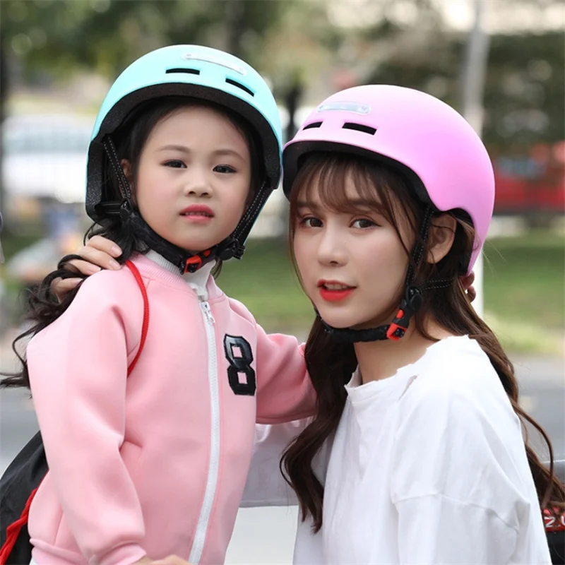 

NEW 1PC Helmet For Men Women Bike Cycling Helmet Smart Tail Light Adult Helmet Electric Bicycle MTB Road Scooter For Sport Urban