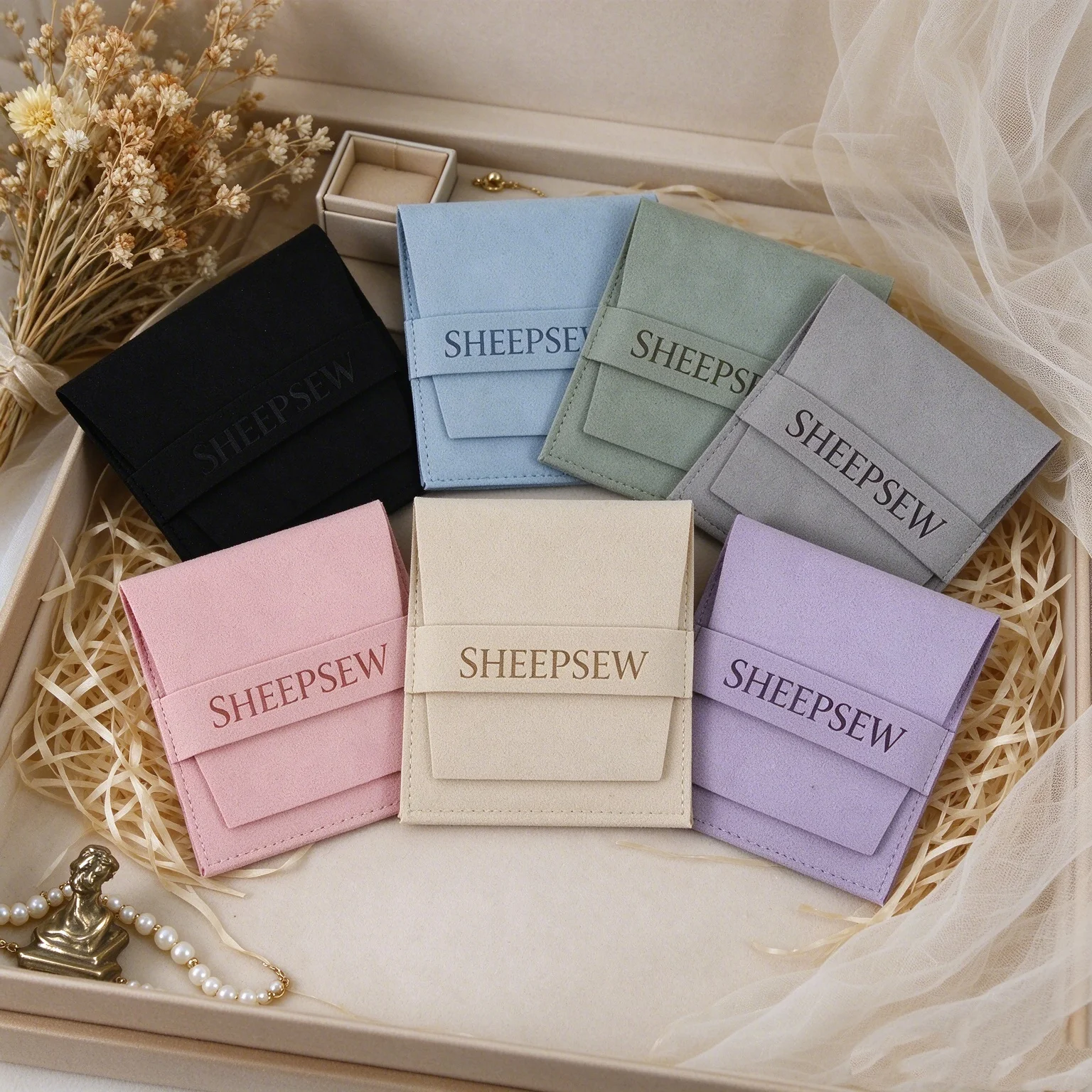 SHEEPSEW 100Pcs/Lot Personalized Custom Logo Microfiber Envelope Jewelry Velvet Pouches Wholesalstellation Witch Divination Acce