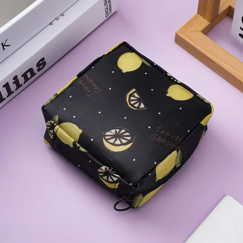 Aufbewahrungstasche für Damenbinden und Tampons, tragbarer wasserdichter Organizer mit Cartoon-Muster, diskrete Periodentasche Hygienebeutel Damen Menstruations-Organizer wasserdichte Kosmetiktasche Tampon-Etui komp – Detail 14
