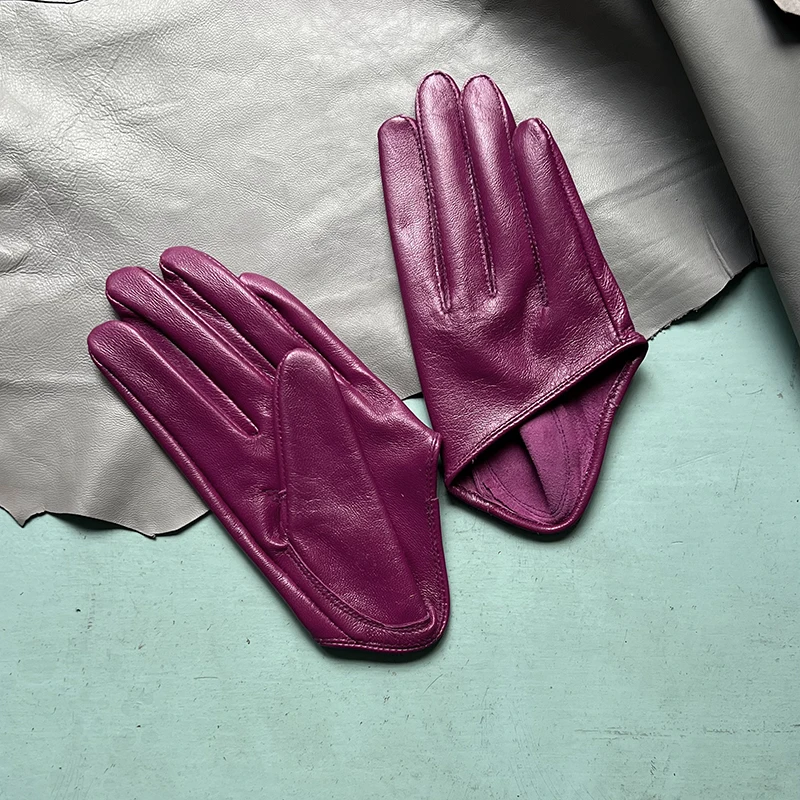 Guantes de piel de oveja a la moda para mujer, guantes de cuero de media palma, hermosos guantes de conducción de color ciruela