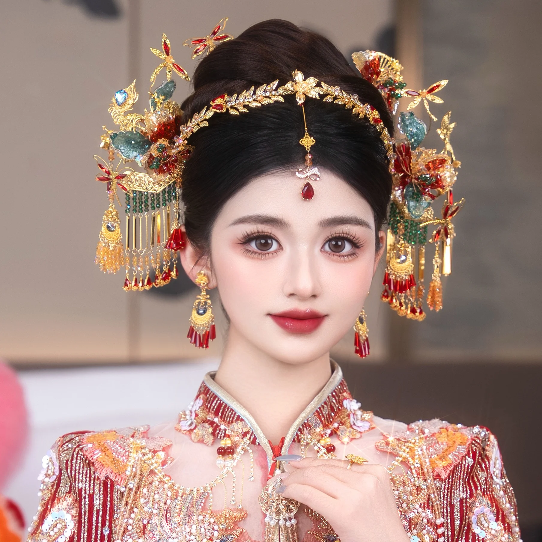 nouveaux-accessoires-de-cheveux-de-mariee-de-style-chinois-or-rouge-vert-dragon-et-phenix-robe-de-mariee-robe-de-matin-barrettes-a-cheveux-en-cristal