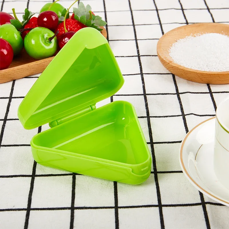 1PC Triangle Sushi Mold Onigiri Rice Ball Bento Press Maker Japanese Food Kitchen Tool Color Random Gadgets Mould