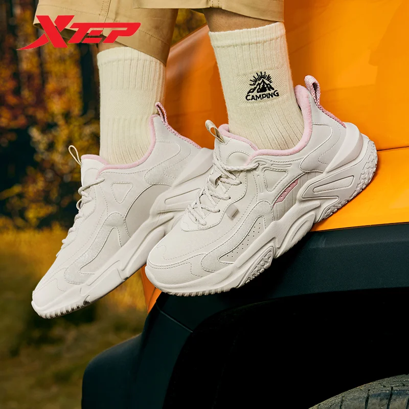 Xtep Warm Shoes Women Comfortable Light Cotton Winter Sports Shoes Soft Wear-Resistant Female Sneakers With Fur 877418370016