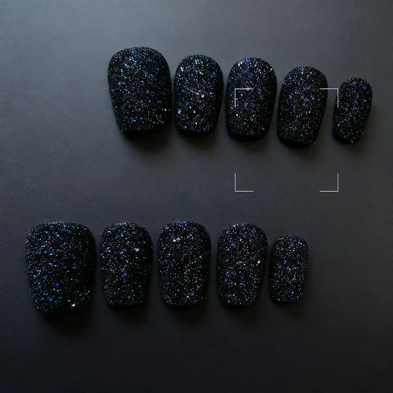 10 قطع اليدوية قصيرة مربع الصحافة على الأظافر الأسود المحبب السكر الاكريليك الأظافر وهمية بريق متجمد الاصطناعي مانيكير الفن كيت