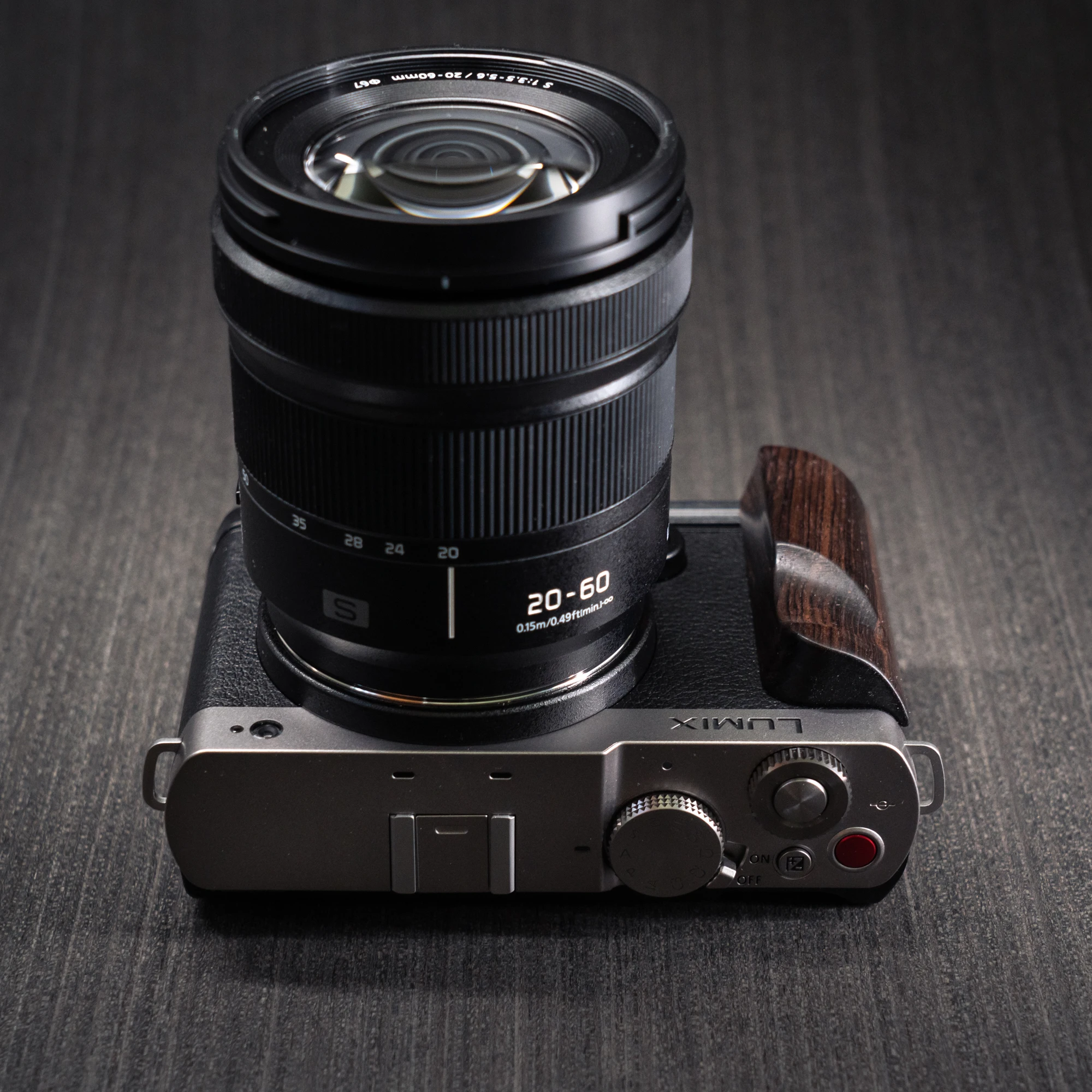 Holz-Handgriff L-Halterung für Panasonic Lumix S9 Kamera mit Schnellwechsel-L-Platten-Halterung Ultraleicht mit Legierungsbasis – Detail 10