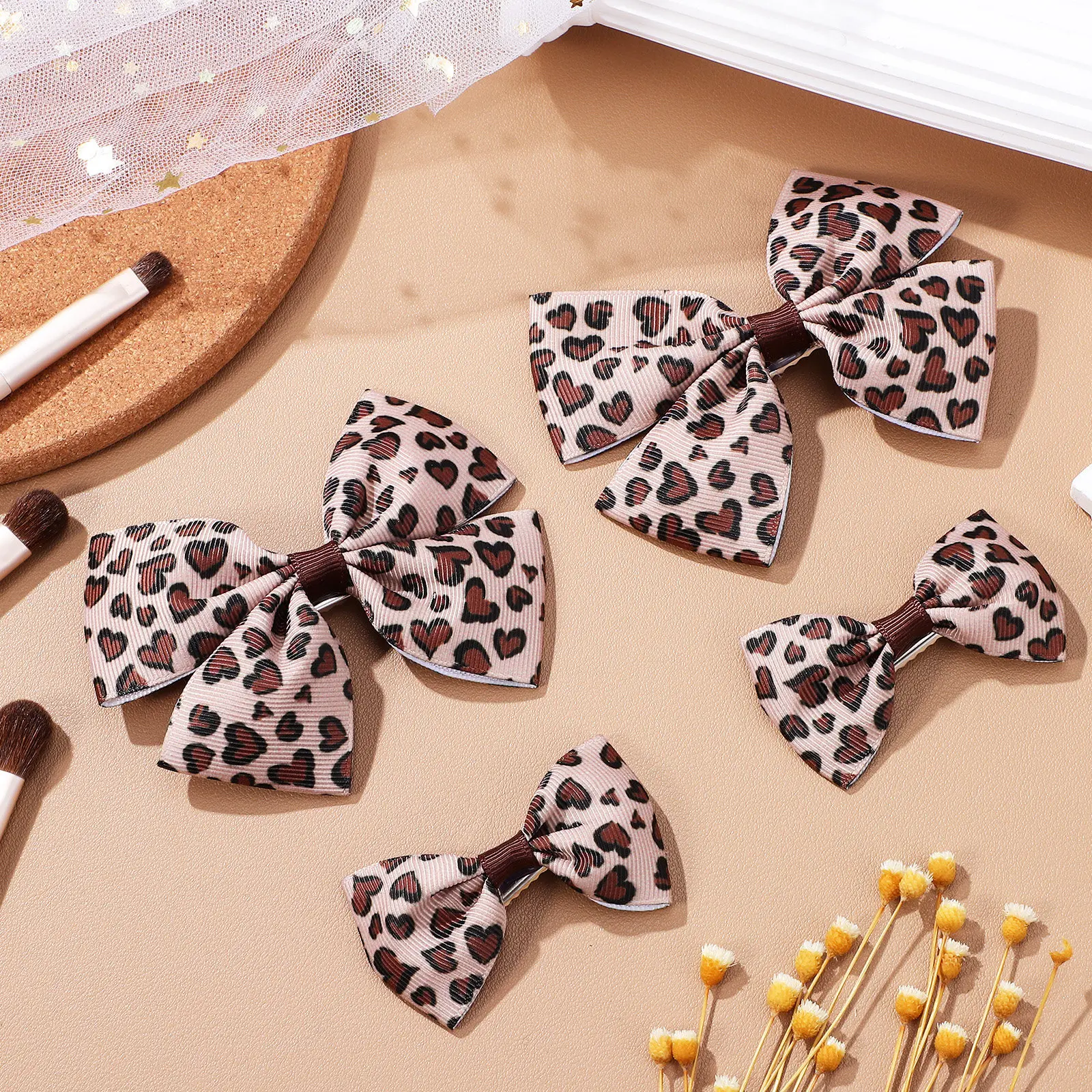 4Pcs Leopard Hair Bow Clip Set Hair Bows for Cute Fashion Accessory Party Birthday School Everyday Wear