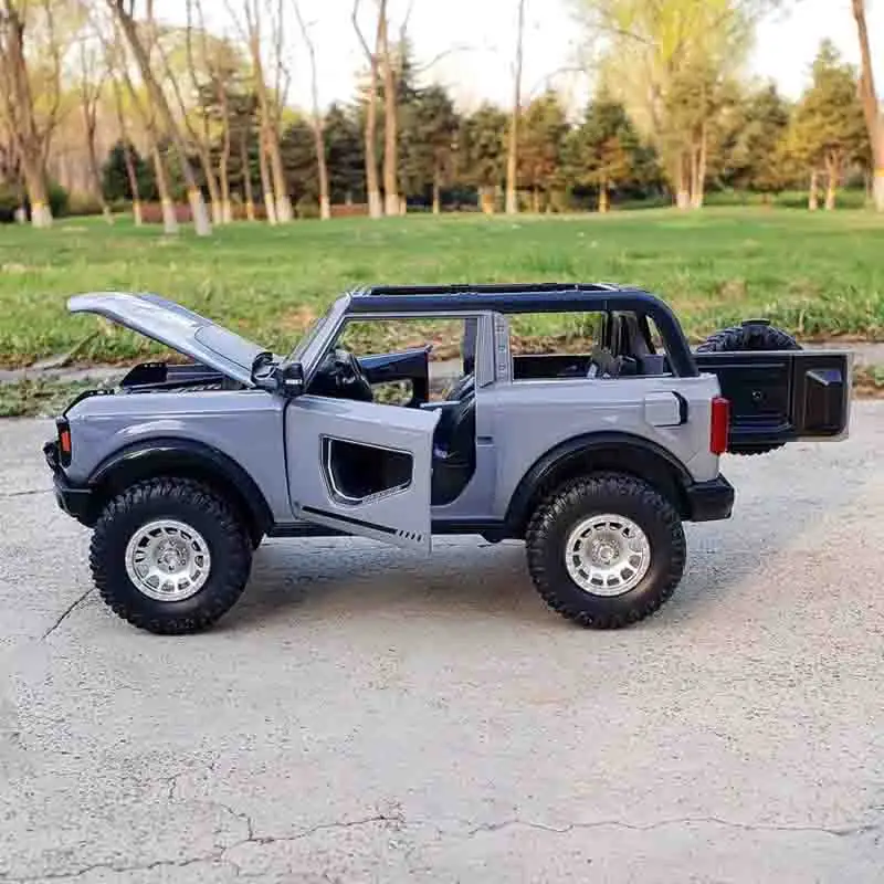 1/32 diecast ford bronco lima liga modelo de carro metal veículos fora de estrada modelo simulação som luz coleção presente das crianças brinquedo