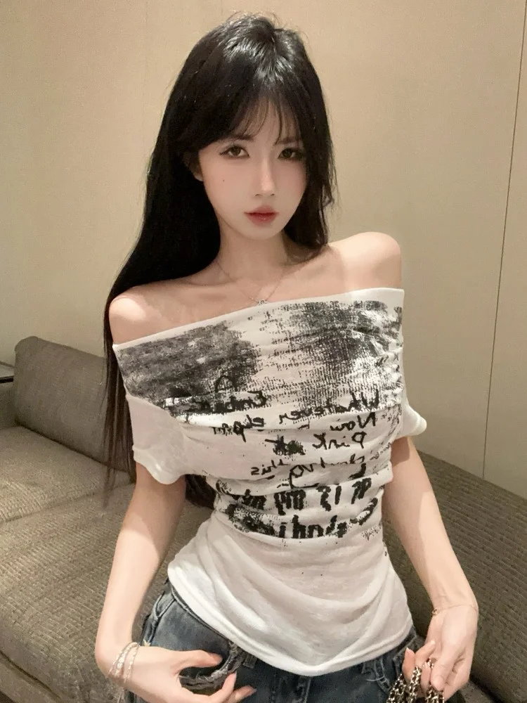 

Slim Fit Korean Style Short Sleeve T-Shirt Women's Casual Shoulder Design Casual Chic Summer Top plus Size Pear Shape