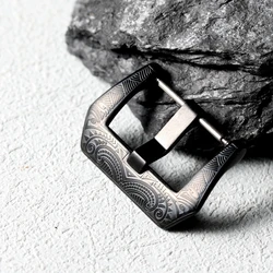 316L stainless steel buckle, 22MM black plating process, suitable for new leather strap buckle, vintage embossed Mayan style buc