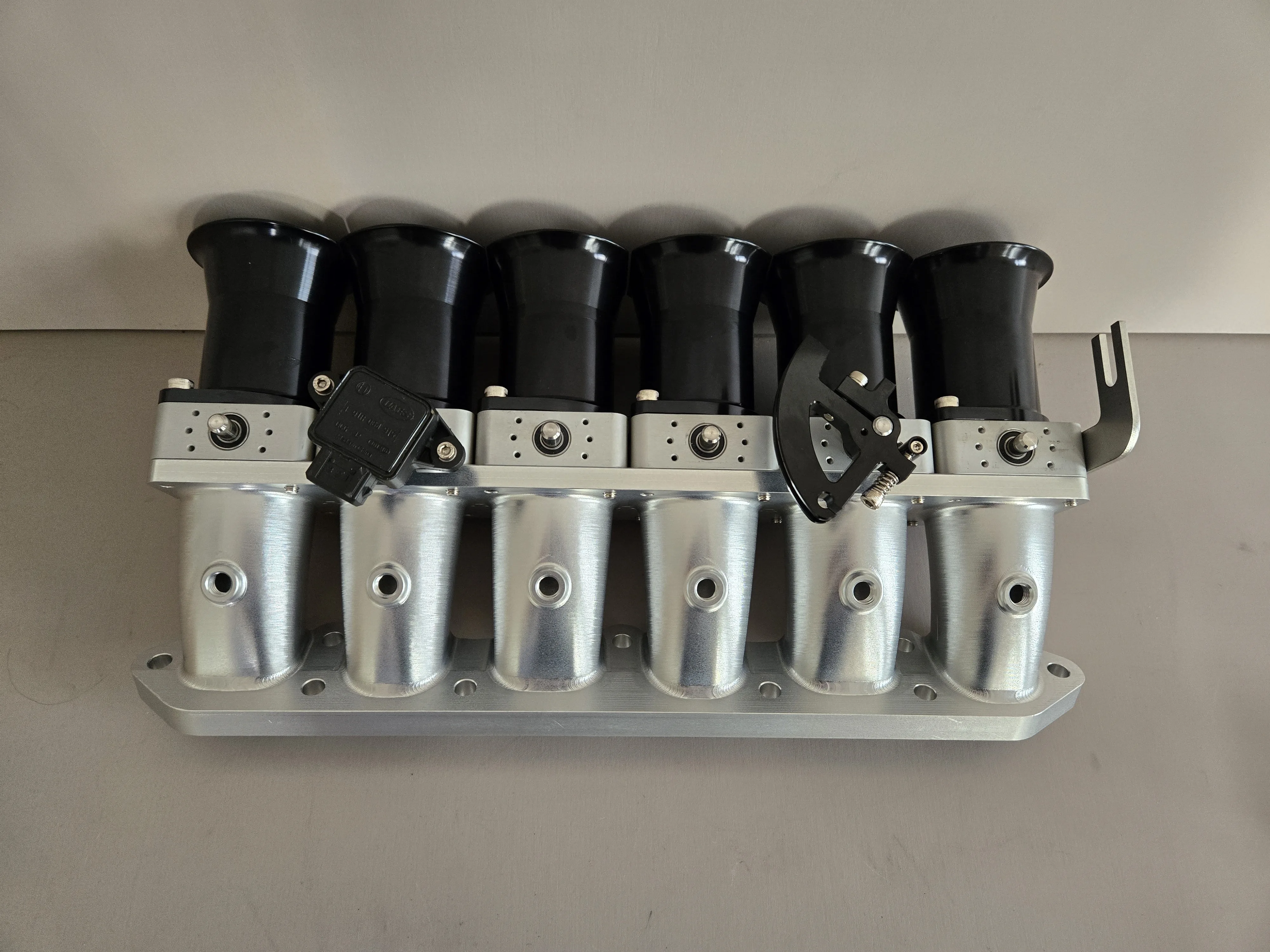 High Performance Europe Car Parts for  ITB Kit 24V VR6 Big Port Individual Throttle Bodies New Condition