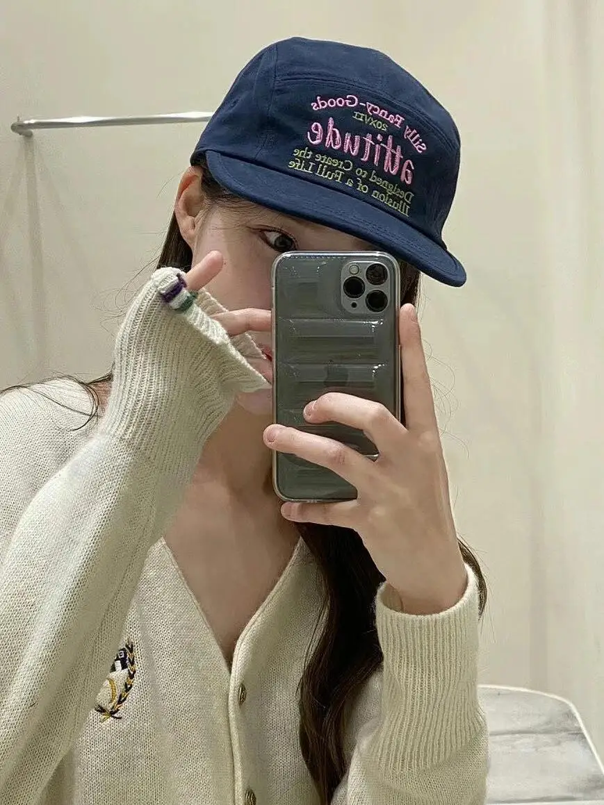 

Spring and summer retro English embroidery flat-brimmed hat versatile sunshade cap American baseball cap tide