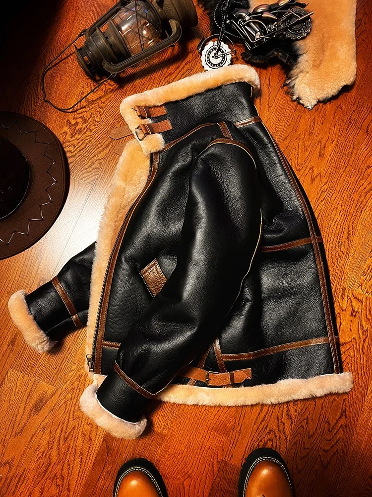 2024 New Winter Man B3 Original Fur Integrated Flight Suit Men\'s Lamb Leather Motorcycle Short Jacket Fur Coats Thick Clothing