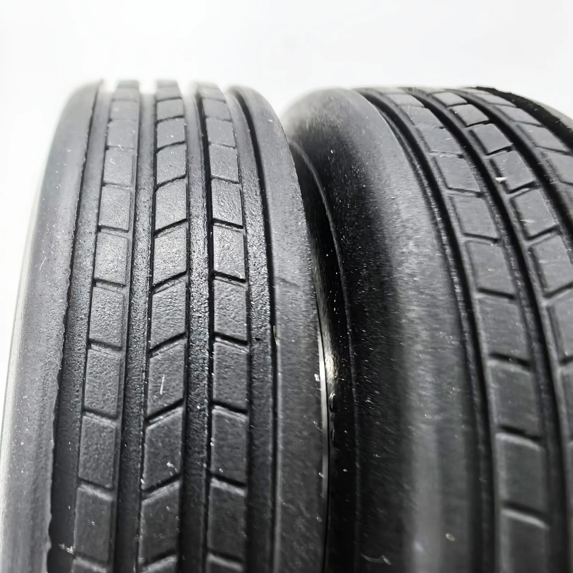 ยางรถบรรทุก RC 1/14 สำหรับรถแทรกเตอร์ Tamiya อุปกรณ์เสริมรถกึ่งพ่วง ล้ออะลูมิเนียมอัลลอย อะไหล่ DIY