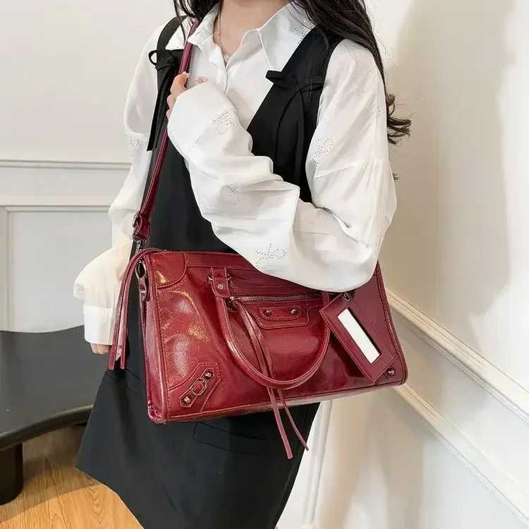 

Famous Designer Elegant Women's Messenger Bag Crossbody-Bag Leather Hand Bags Shoulder Bag Luxury Brand Popular Classic Stylish