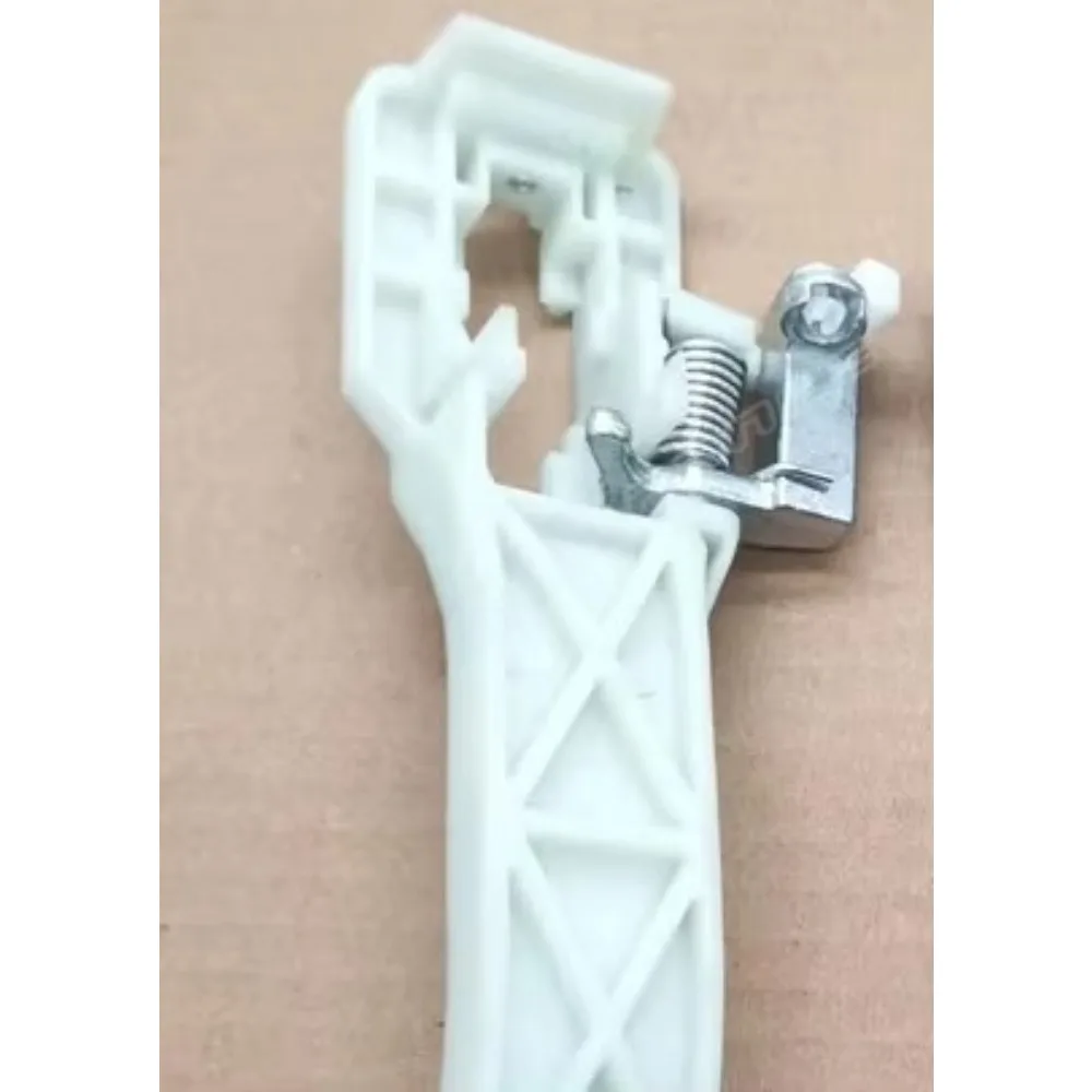 50011742  Auto Door Handle Base External Handle Support Base Front Rear Left Right for Roewe 350 MG5