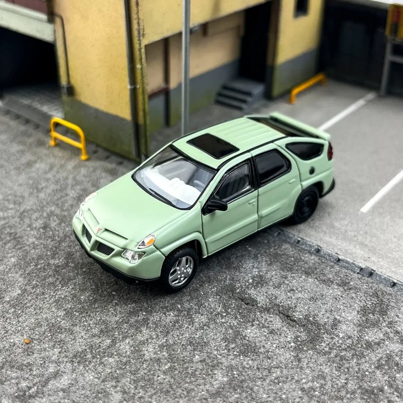 GOC moulé sous pression 1/64 échelle Pontiac alliage modèle de voiture Pontiac Aztek jouer véhicules jouets à collectionner pour les garçons boîte d'origine