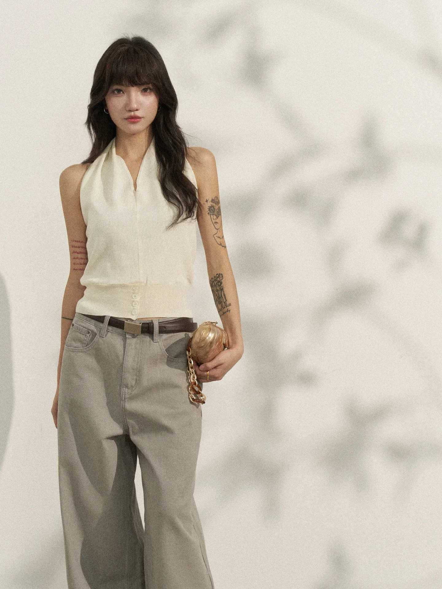 

Flower7 Women's Knitted Vest Sleeveless V-neck Neck Hanging Summer Design Sense Top Korean Style Regular Fit Medium Softness