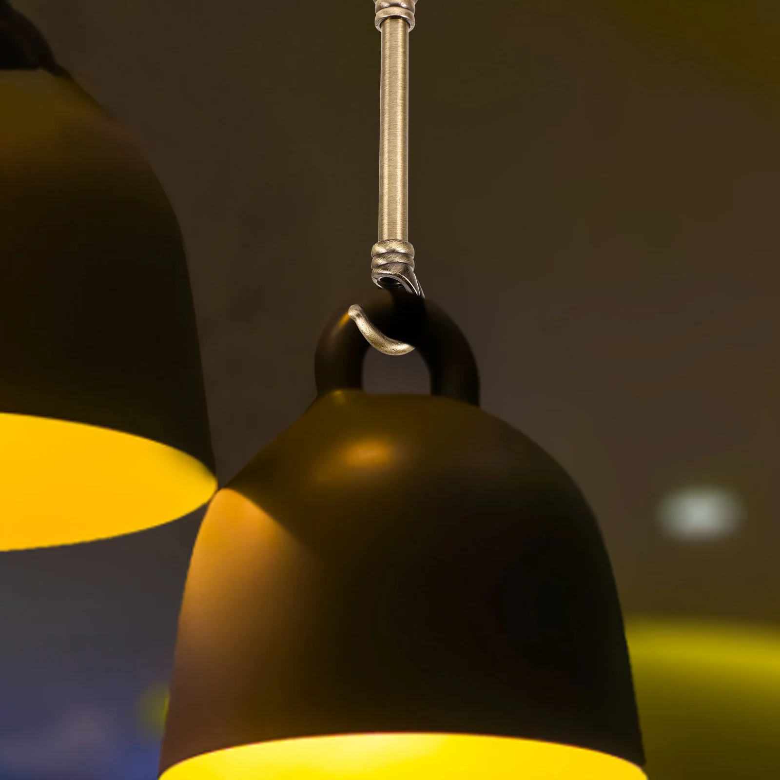 

Heavy Duty Chandelier Rod Hook Lamp Ceiling Hanger Hardware Load Bearing Base Factory Warehouse Parking Lot Light for Hanging