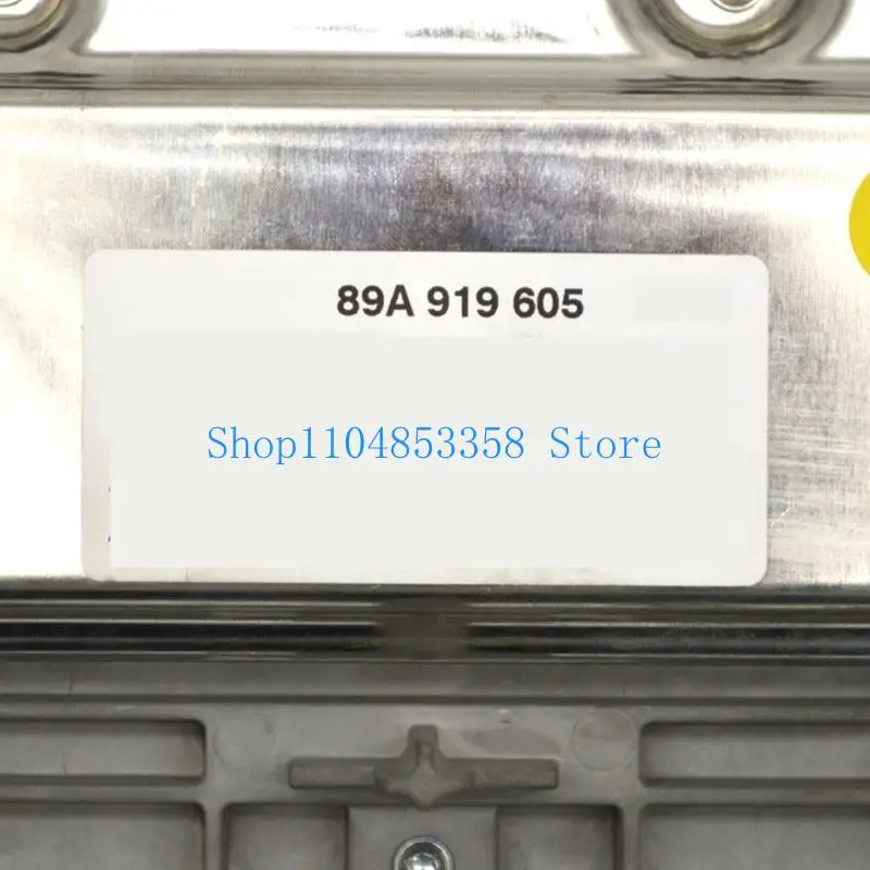 652F Responsive Touch Display Screen Offering Precise Feedback Comfortable Interaction for Improved Driving Experience 89A919605
