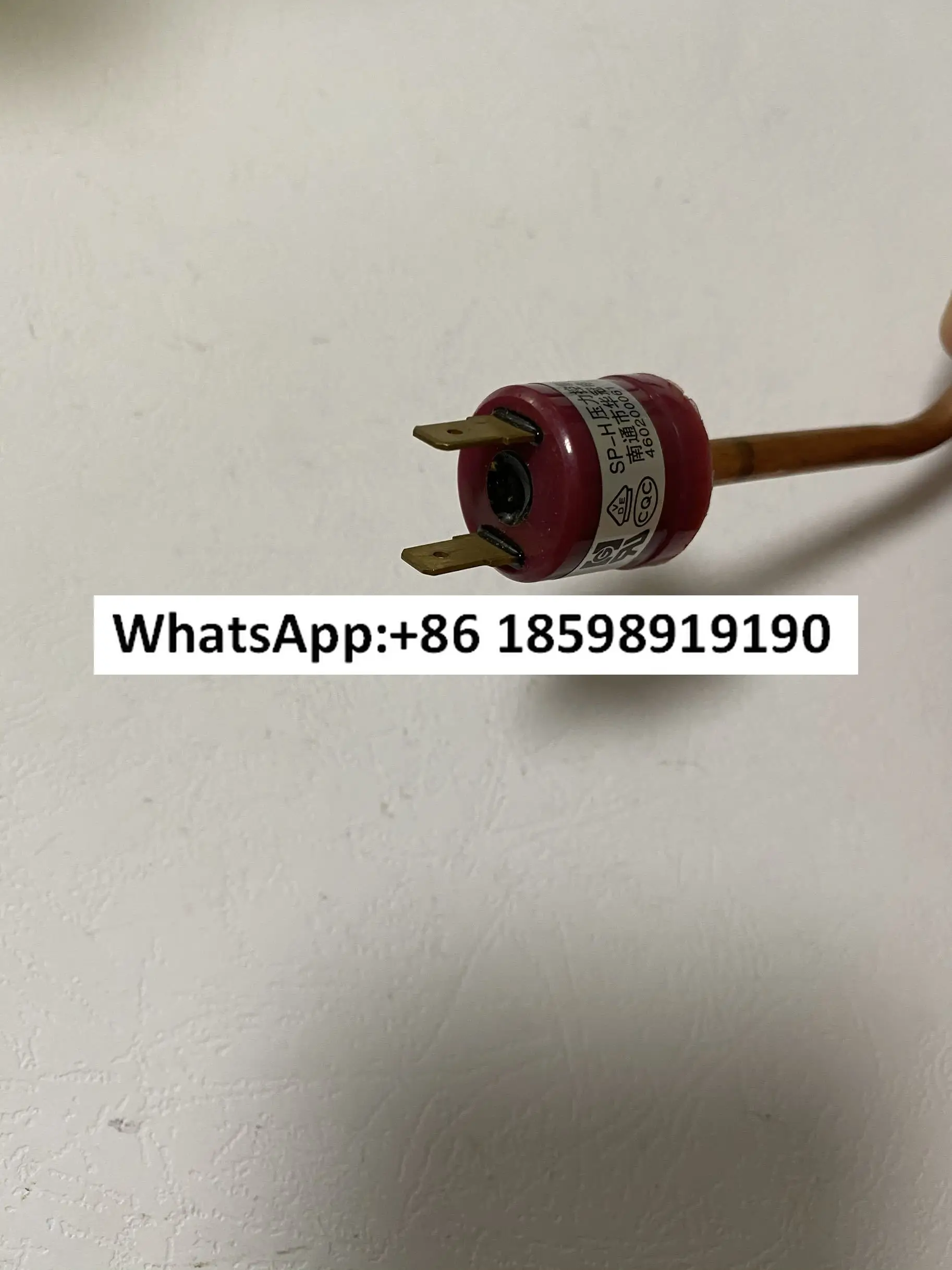 

Контроллер давления SP Type H OFF4 4МПа ON3 8МПа 25В 3А