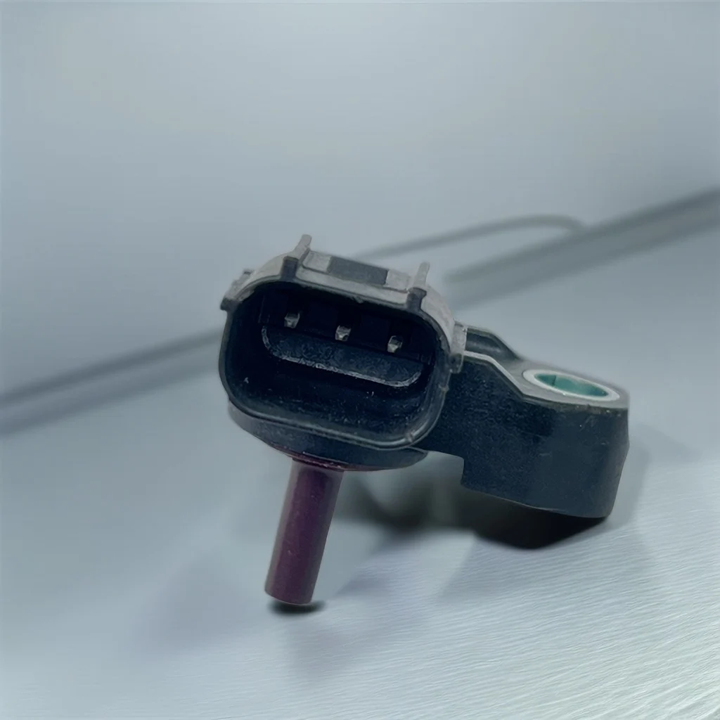 Parts are suitable for Kawasaki Vulcan 650 Z650 Ninja 650 original intake pressure sensor genuine