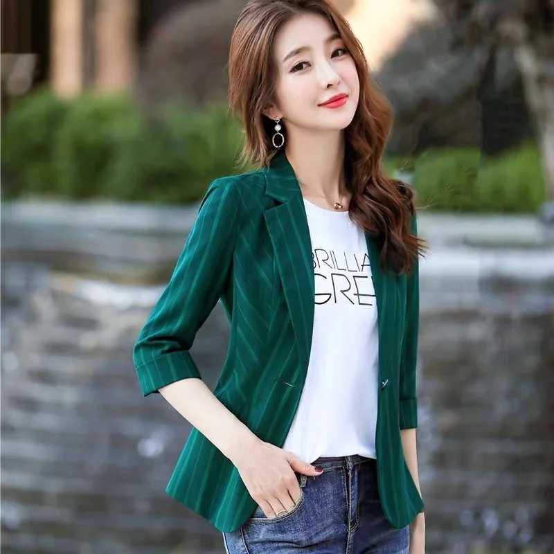 

Women's Stylish Striped Jacket Notched Collar 3/4 Sleeve Summer Short Blazer Coat 2025 Fashion New Commuter Outerwear for Female