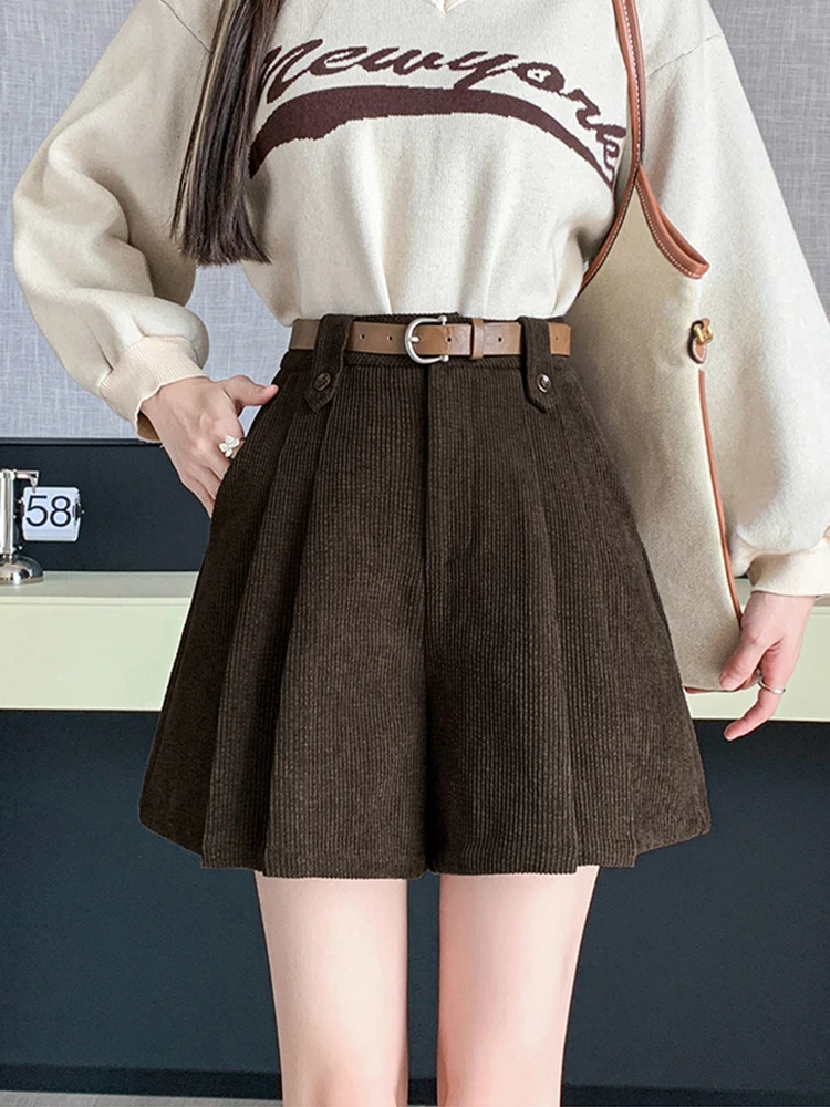 Mode Streetwear velours côtelé jupes Shorts femme ample jambe large plissé hiver Shorts avec ceinture Culottes a-ligne pantalons courts femmes