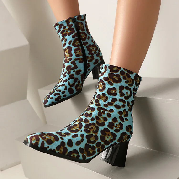 

Ботильоны на массивном каблуке с леопардовым принтом, заостренным носком и боковой молнией, новинка 2026 года, офисная обувь