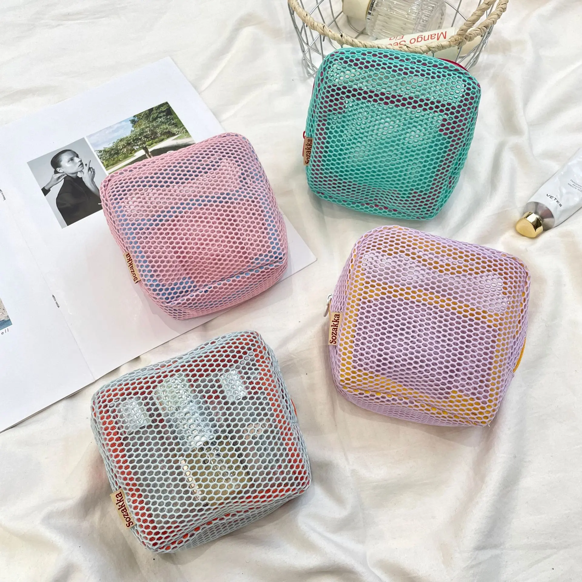 Kawaii Mesh Travel Cosmetic Lipstick Data Cable Storage Bag Cute Small Makeup Handbags Women Wallet Purse Organizer Pouch Bags