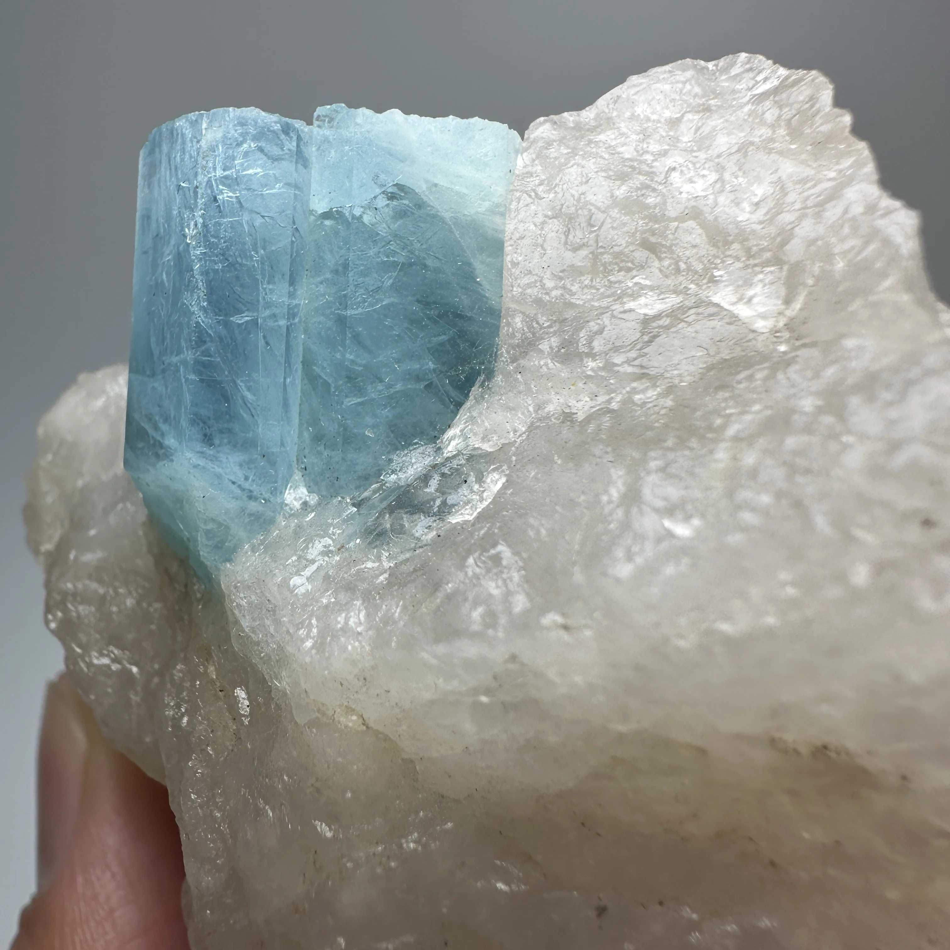 

Natural Aquamarine Crystal Cluster Raw Stone Specimen Blue Beryl for Collection Home Decor
