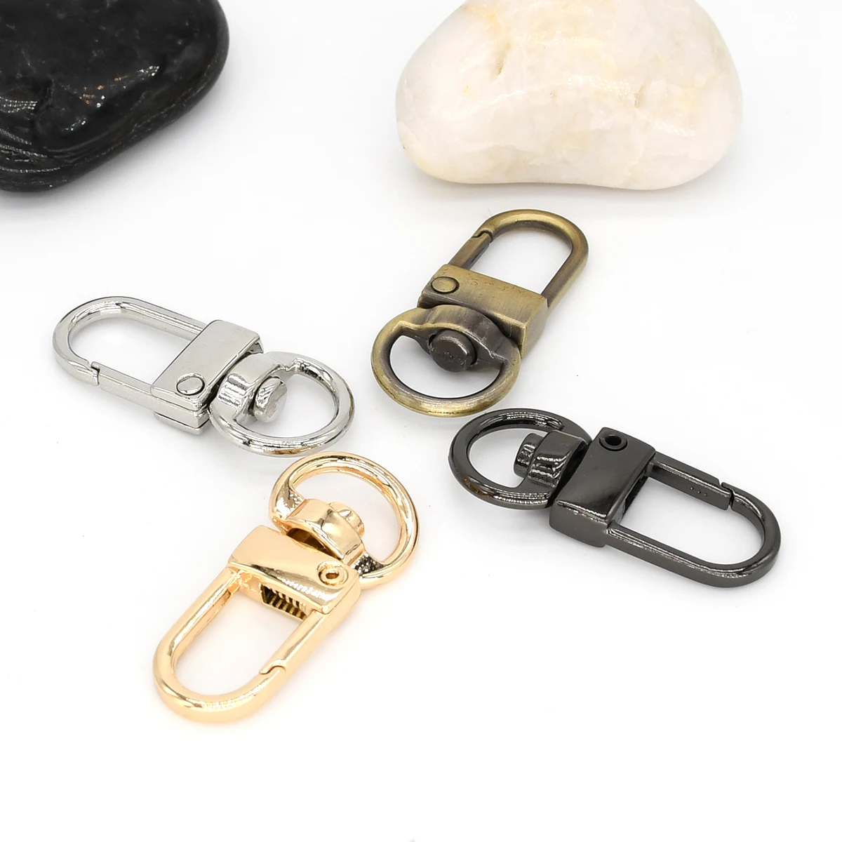 Metal Carabiner Rotatable Snap Hook Trigger Lobster Clasps Clips for Leather Craft Bag Strap Belt Webbing Keychain