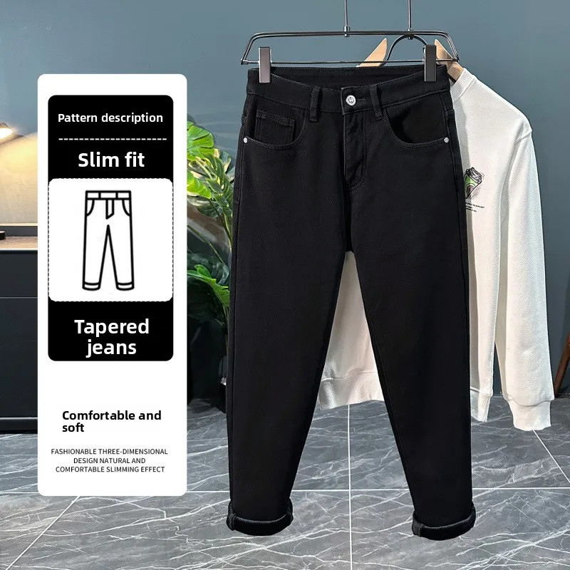 جينز مخملي سميك للرجال شتاء 2025 ملابس رجالية دافئة جديدة راقية غير رسمية مرنة بقصة ضيقة سراويل مقاومة للبرد