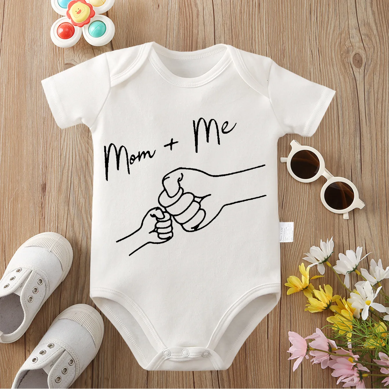 

MOM And ME изысканный принт, ткань из 100% хлопка, удобный комбинезон-боди для малышей, комбинезон для новорожденных от 0 до 12 месяцев