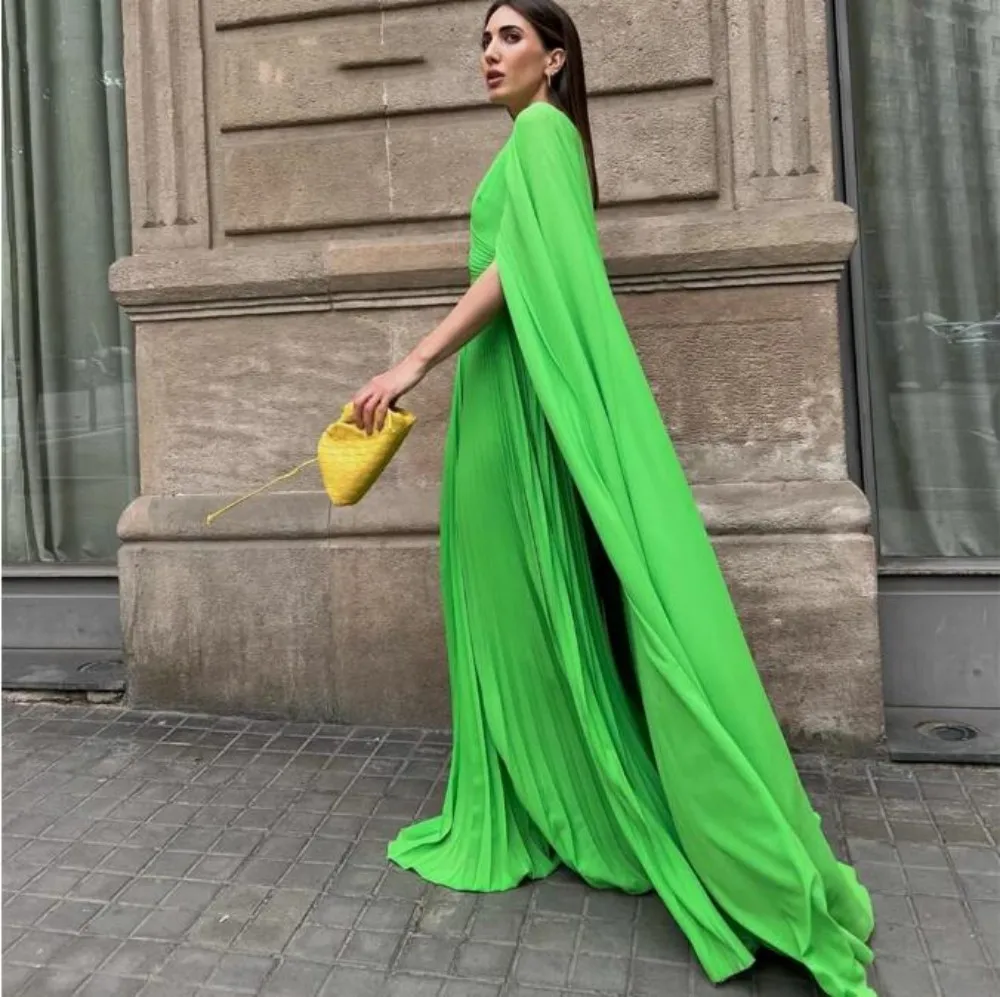 Classic Long V Neck Green Evening Dresses With Cape A Line Chiffon Floor Length Mother of the Groom Dress فستان حفلة موسيقية