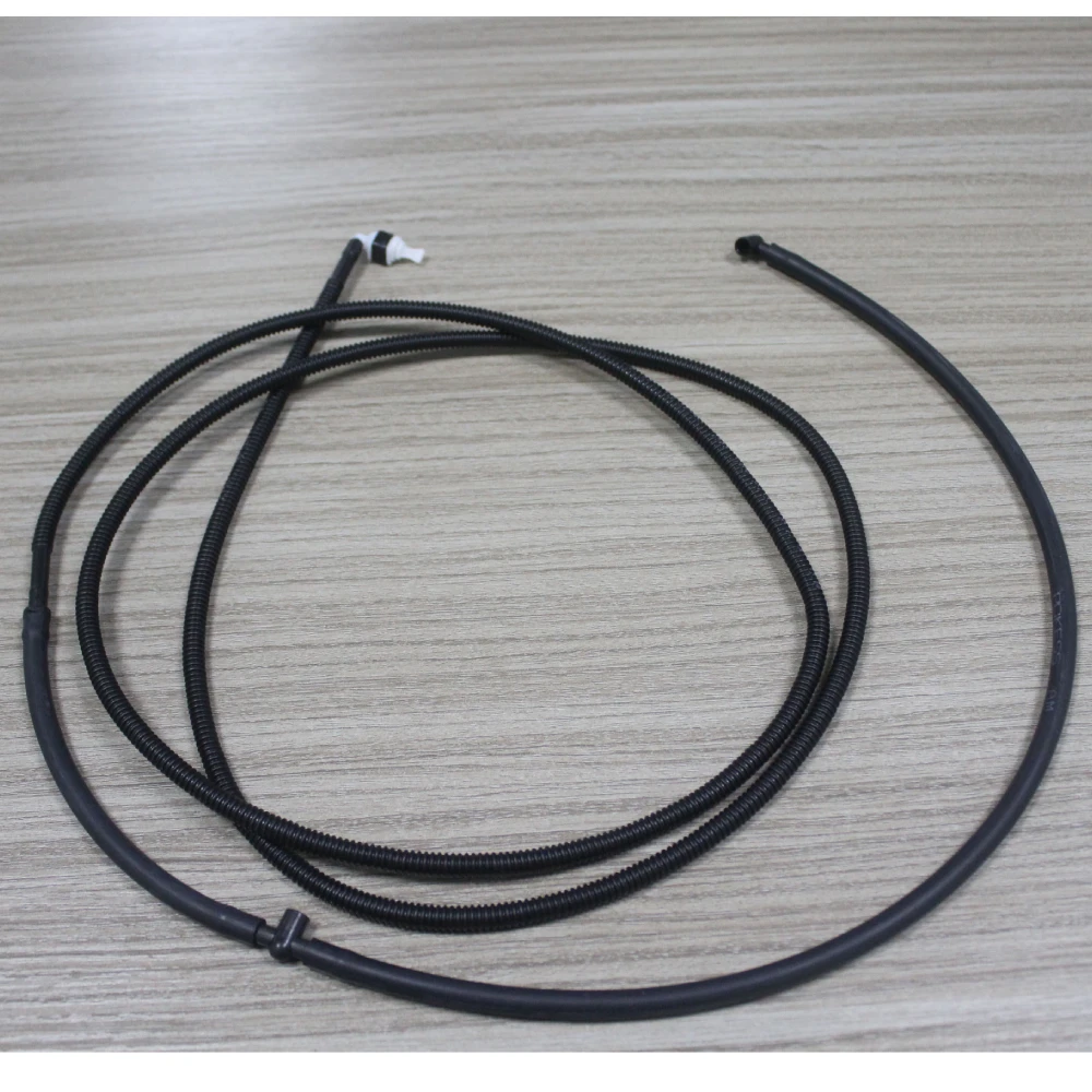 

BM5117K605AF water nozzle hose For Ford Focus mk3 2012 2013 2014