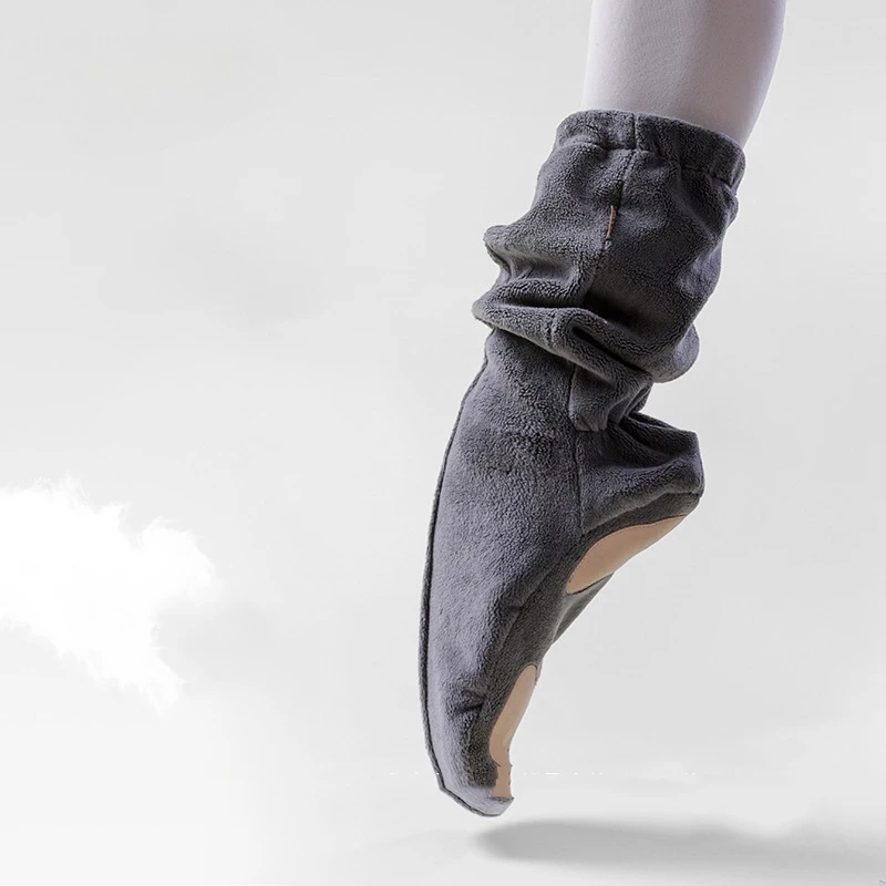 

Теплые танцевальные ботинки, осень-зима 2024, новый стиль, легкая плюшевая танцевальная хлопковая обувь для взрослых, балетки с мягкой подошвой, тренировочная танцевальная обувь