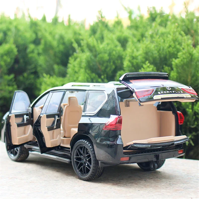 LX570 SUV Legering Model Auto Diecast Over Size 1:18 Metalen Speelgoed Voertuigen Auto Model Simulatie Geluid en Licht Speelgoed Gift