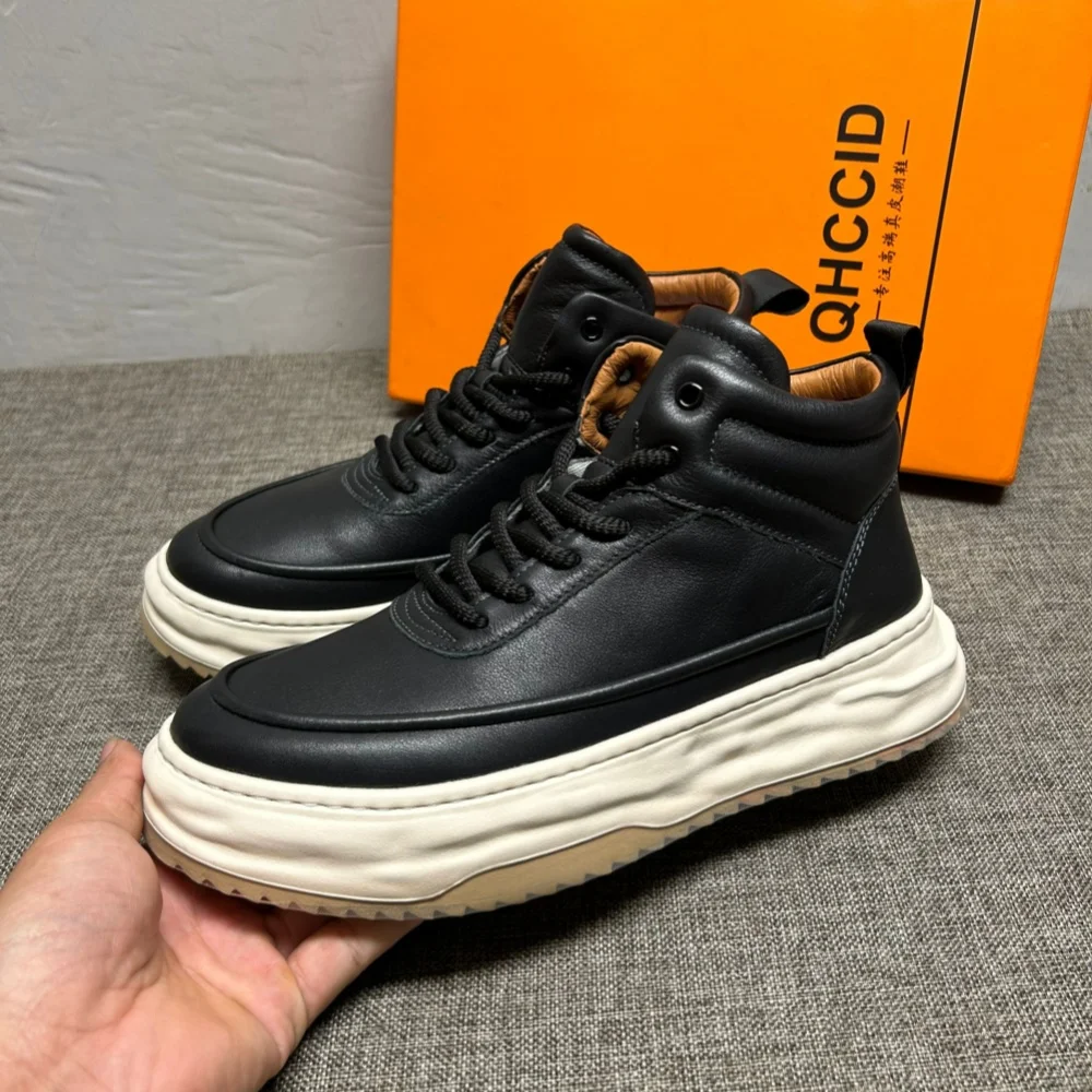

QHCCID Leather High-top Shoes for Men - Trendy, Breathable, Fashionable, Casual Men's Short Boots