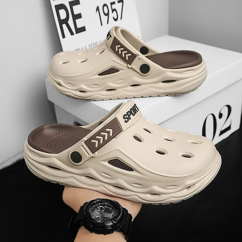 Casual Men's Summer Outdoor Wearable Slippers Soft Bot Anti-Slip Large Size 45 Sandals Comfortable EVA Material Thi Heel